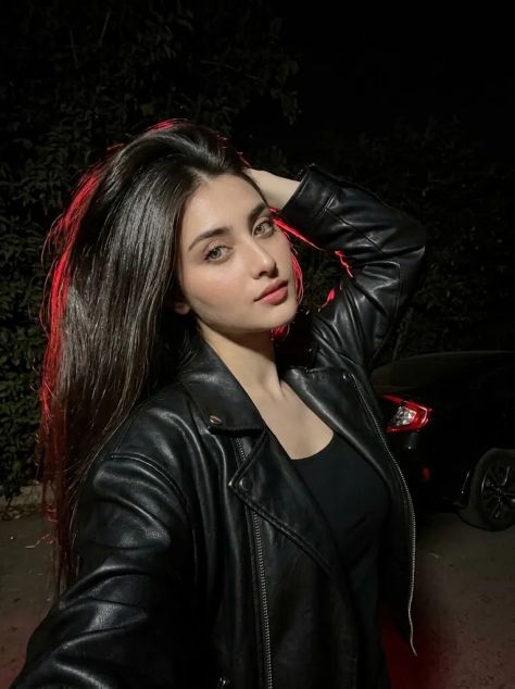 Photorealistic Portrait Rim Light Dark