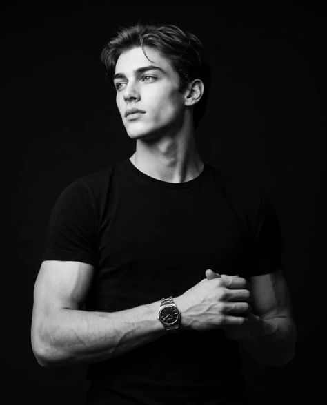 Minimalist Portrait Studio Dark Light
